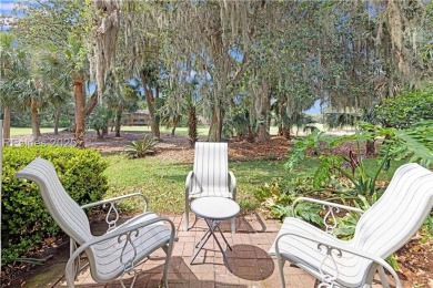 This beautifully updated 2 BR, 2 BA flat in the sought-after on Shipyard Golf Club in South Carolina - for sale on GolfHomes.com, golf home, golf lot