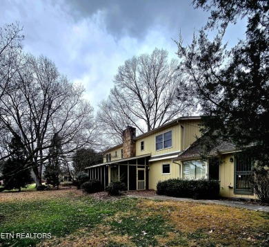 Located in highly desirable Fox Den; this home sits on the 9th on Fox Den Country Club in Tennessee - for sale on GolfHomes.com, golf home, golf lot