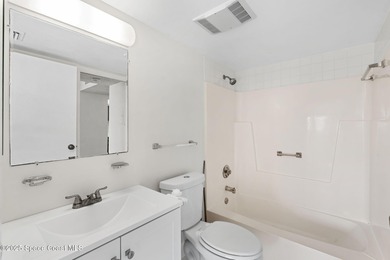 Welcome to easy, low-maintenance living at Sun N Green, a on Mallards Landing Golf Course in Florida - for sale on GolfHomes.com, golf home, golf lot