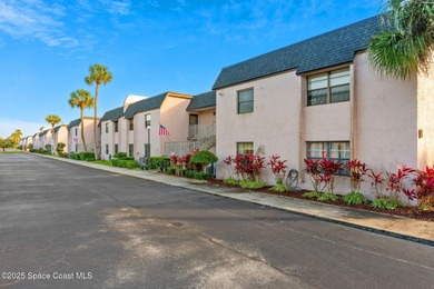 Welcome to easy, low-maintenance living at Sun N Green, a on Mallards Landing Golf Course in Florida - for sale on GolfHomes.com, golf home, golf lot