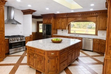 Welcome Home!! Enjoy refined golf course living in this on Woodside Plantation Country Club in South Carolina - for sale on GolfHomes.com, golf home, golf lot