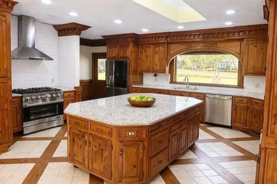 Welcome Home!! Enjoy refined golf course living in this on Woodside Plantation Country Club in South Carolina - for sale on GolfHomes.com, golf home, golf lot