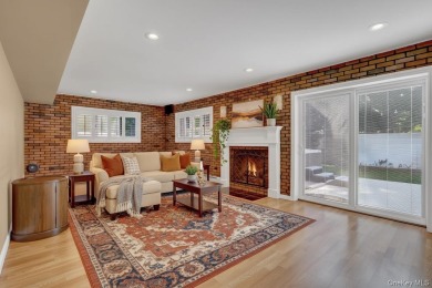 THIS FALL, DONT STALL- THIS SPLIT LEVEL HAS IT ALL...WELCOME TO on Peninsula Golf Club in New York - for sale on GolfHomes.com, golf home, golf lot