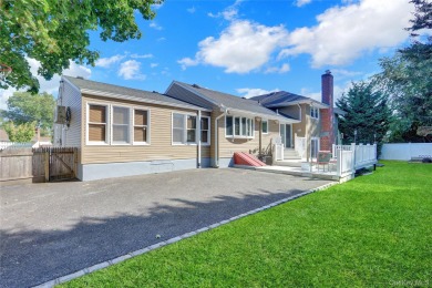THIS FALL, DONT STALL- THIS SPLIT LEVEL HAS IT ALL...WELCOME TO on Peninsula Golf Club in New York - for sale on GolfHomes.com, golf home, golf lot