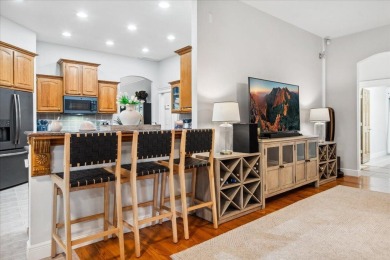 You've got to see this beautiful 2 story home in Rivercut! on Rivercut Golf Course in Missouri - for sale on GolfHomes.com, golf home, golf lot