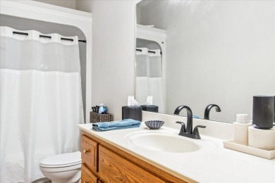 You've got to see this beautiful 2 story home in Rivercut! on Rivercut Golf Course in Missouri - for sale on GolfHomes.com, golf home, golf lot