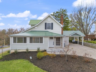 Seller financing available. Gorgeous remodeled historic Stearns on Stearns Golf Club in Kentucky - for sale on GolfHomes.com, golf home, golf lot