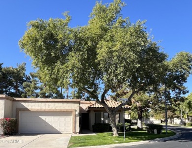 Charming End Unit Casita in beautiful Westbrook Village! on Westbrook Village Golf Club in Arizona - for sale on GolfHomes.com, golf home, golf lot