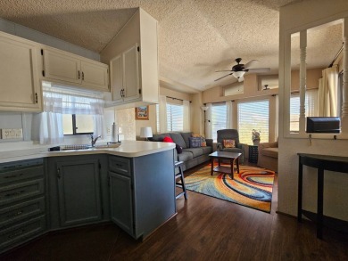 Welcome to a charming cottage-style home featuring 1 bedroom and on Viewpoint Golf Resort in Arizona - for sale on GolfHomes.com, golf home, golf lot