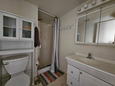 Welcome to a charming cottage-style home featuring 1 bedroom and on Viewpoint Golf Resort in Arizona - for sale on GolfHomes.com, golf home, golf lot