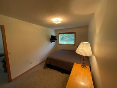 LOVE GOLF??? Check out this great townhome on the 9th hole! on The Ponds Golf Club in Minnesota - for sale on GolfHomes.com, golf home, golf lot
