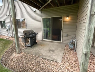 LOVE GOLF??? Check out this great townhome on the 9th hole! on The Ponds Golf Club in Minnesota - for sale on GolfHomes.com, golf home, golf lot