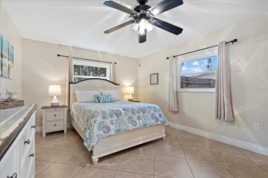 This Charming South Venice POOL home is MOVE-IN-READY with on Jacaranda West Country Club in Florida - for sale on GolfHomes.com, golf home, golf lot
