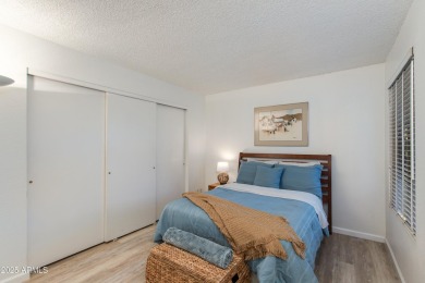 At under 285K, this tastefully updated 2BR/2BA patio-home with on Fountain of the Sun Country Club in Arizona - for sale on GolfHomes.com, golf home, golf lot