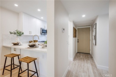 Beautifully remodeled upper-level unit boasting dazzling on Oak Creek Golf Club in California - for sale on GolfHomes.com, golf home, golf lot