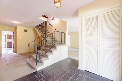 This is a public online auction. An auction is a transparent way on Fox Den Country Club in Tennessee - for sale on GolfHomes.com, golf home, golf lot