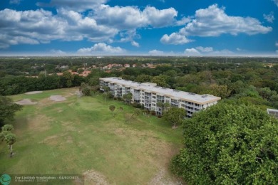 MOTIVATED SELLERS. One of the best locations in Palm Aire, at on Palm-Aire Country Club and Resort - Palms in Florida - for sale on GolfHomes.com, golf home, golf lot