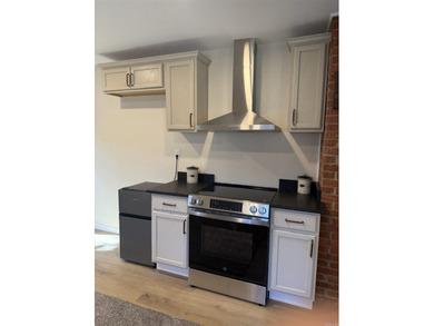 *Includes 1200 square foot shop*  Seeking a serene home? Golf on The Greens At North Hills Country Club in Arkansas - for sale on GolfHomes.com, golf home, golf lot