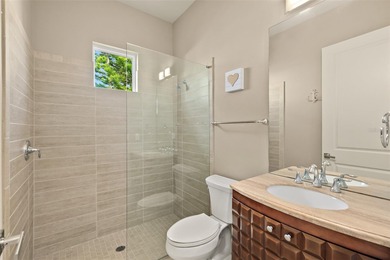 Welcome to this beautifully appointed 3-bedroom, 2-bath home on Plantation Bay Golf and Country Club in Florida - for sale on GolfHomes.com, golf home, golf lot