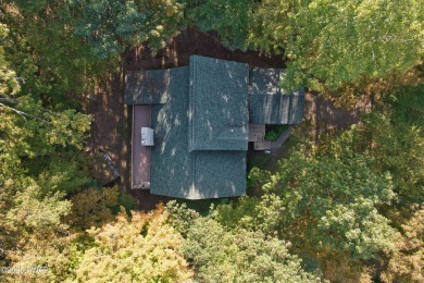 Welcome to this expansive 4 bedroom 4 bath home perfectly on The Hideout Golf in Pennsylvania - for sale on GolfHomes.com, golf home, golf lot