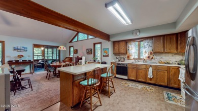 Welcome to this expansive 4 bedroom 4 bath home perfectly on The Hideout Golf in Pennsylvania - for sale on GolfHomes.com, golf home, golf lot