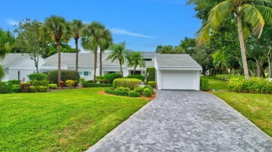 Charming and tastefully furnished 3-bedroom (2 bedrooms plus on Hunters Run Golf and Country Club in Florida - for sale on GolfHomes.com, golf home, golf lot