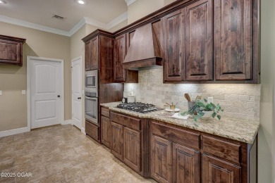 Spacious and Functional Living in Briarbrook!
Step inside this on Briarbrook Golf Course in Missouri - for sale on GolfHomes.com, golf home, golf lot