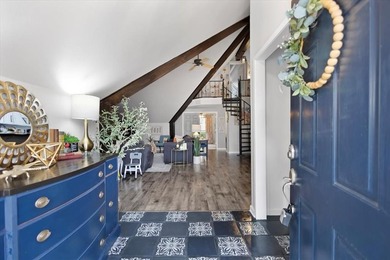 Welcome to this wonderful 3 bedroom, 2.5 bath home located on on Hide-A-Way Lake Golf Course in Texas - for sale on GolfHomes.com, golf home, golf lot