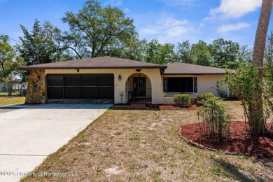 Welcome home to this charming and METICULOUSLY maintained on Oak Hills Country Club in Florida - for sale on GolfHomes.com, golf home, golf lot