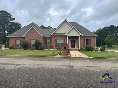 Stunning all brick home, with 1900+ SQFT, on the 11th Tee-box of on Southern Hills Golf Club in Georgia - for sale on GolfHomes.com, golf home, golf lot