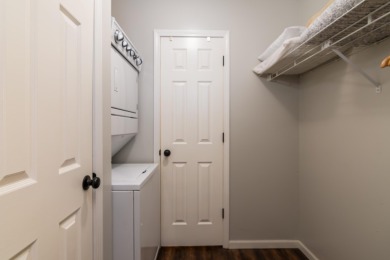 Beautiful, 1-bedroom/1-bath condo overlooking the 18th fairway on Pointe Royale Village Country Club in Missouri - for sale on GolfHomes.com, golf home, golf lot
