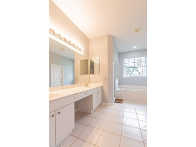 Wonderful opportunity to own this lovely villa that offers on Arrowhead Golf Club At Heritage Greens in Florida - for sale on GolfHomes.com, golf home, golf lot
