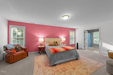 This stunning 5-bedroom, 4-bath home offers luxurious living on on The Neuse Golf Club in North Carolina - for sale on GolfHomes.com, golf home, golf lot