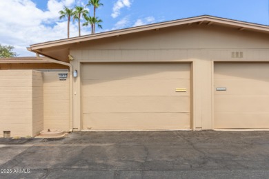 Newly listed larger end unit in Sun City West! Discover the on Stardust Golf Course in Arizona - for sale on GolfHomes.com, golf home, golf lot