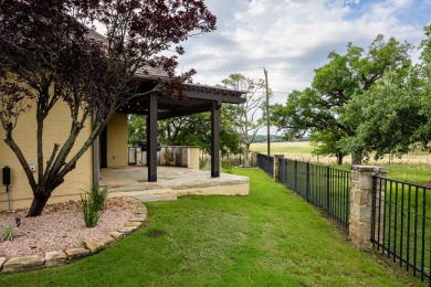 Charming Casita house sits on a large cut-de-sac lot backing to on The Club At Comanche Trace in Texas - for sale on GolfHomes.com, golf home, golf lot