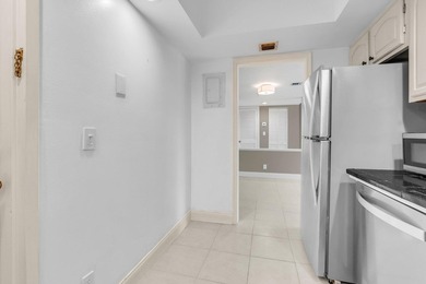 Light and Bright, 2 bedroom, 2 bathroom condo inside the famed on Boca West Golf and Country Club in Florida - for sale on GolfHomes.com, golf home, golf lot