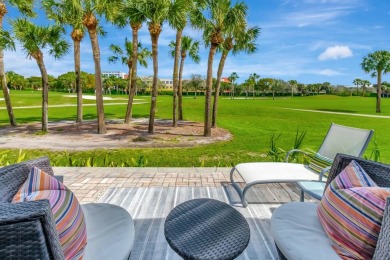 Fabulous 3 bed 3 bath court yard home ready to move in! on The Boca Country Club in Florida - for sale on GolfHomes.com, golf home, golf lot