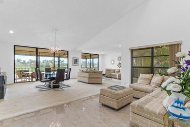 VIEWS, VIEWS, VIEWS! Wake up to sweeping lake and golf course on Hunters Run Golf and Country Club in Florida - for sale on GolfHomes.com, golf home, golf lot