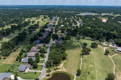 This beautiful home offers split bedrooms setting, 3 bedrooms, 2 on Cedar Creek Country Club in Texas - for sale on GolfHomes.com, golf home, golf lot