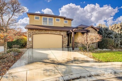 Come escape the prestigious Villas area of Banbury Meadows on BanBury Golf Club in Idaho - for sale on GolfHomes.com, golf home, golf lot