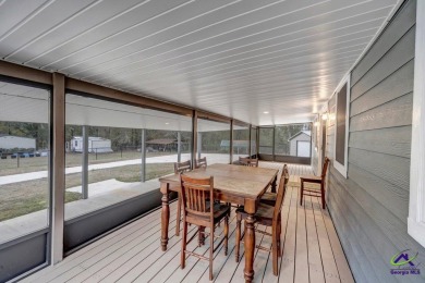 Move-In Ready Bungalow in Reynolds, GA!  BRAND NEW HEAT AND AIR on Reynolds Golf Course in Georgia - for sale on GolfHomes.com, golf home, golf lot