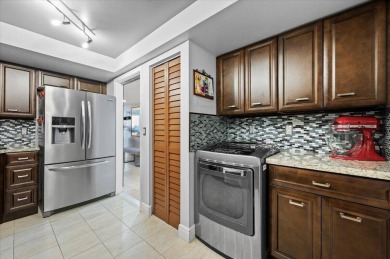 Welcome to the Lincoln Tower, this 3 bed, 2 bath, 12 floor condo on The President Country Club in Florida - for sale on GolfHomes.com, golf home, golf lot