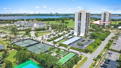 Welcome to the Lincoln Tower, this 3 bed, 2 bath, 12 floor condo on The President Country Club in Florida - for sale on GolfHomes.com, golf home, golf lot