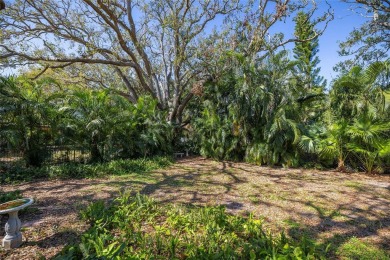 *** HIGH AND DRY HOME with NO FLOOD INSURANCE REQUIRED***  This on Belleview Biltmore Golf Club in Florida - for sale on GolfHomes.com, golf home, golf lot