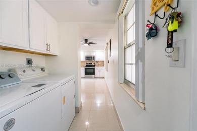 Seller offering up to $10,000 toward buyer's closing costs or on Oaks Country Club in Florida - for sale on GolfHomes.com, golf home, golf lot