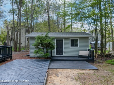 PRIMOSE RENOVATED CONTEMPORARY Completely Renovated 3BR 2 Full on Pocono Farms Country Club in Pennsylvania - for sale on GolfHomes.com, golf home, golf lot