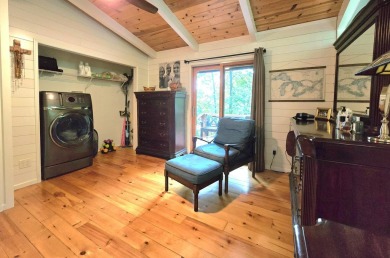 Welcome to your perfect cabin in the woods in Hide A-Way Hills! on Hide-A-Way Hills Golf Club in Ohio - for sale on GolfHomes.com, golf home, golf lot