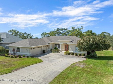 Location, location, location! This 1996 Lindhorst built Custom on Glen Lakes Country Club in Florida - for sale on GolfHomes.com, golf home, golf lot