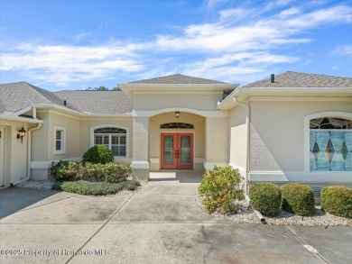 Location, location, location! This 1996 Lindhorst built Custom on Glen Lakes Country Club in Florida - for sale on GolfHomes.com, golf home, golf lot