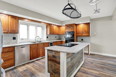 Stunning 5-Bedroom Home on Valle Vista Golf Course with In-Law on Valle Vista Country Club in Indiana - for sale on GolfHomes.com, golf home, golf lot